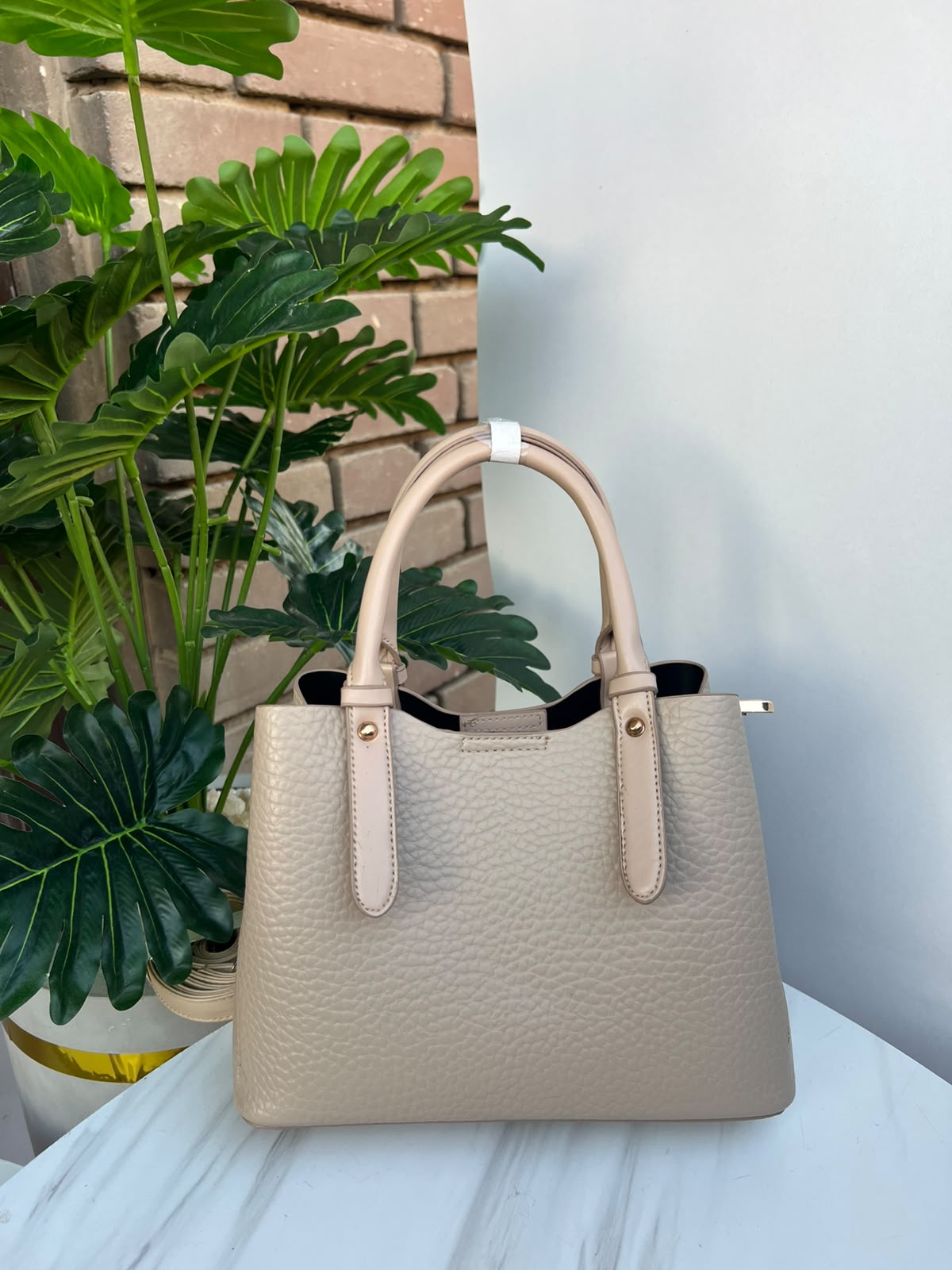 Taupe